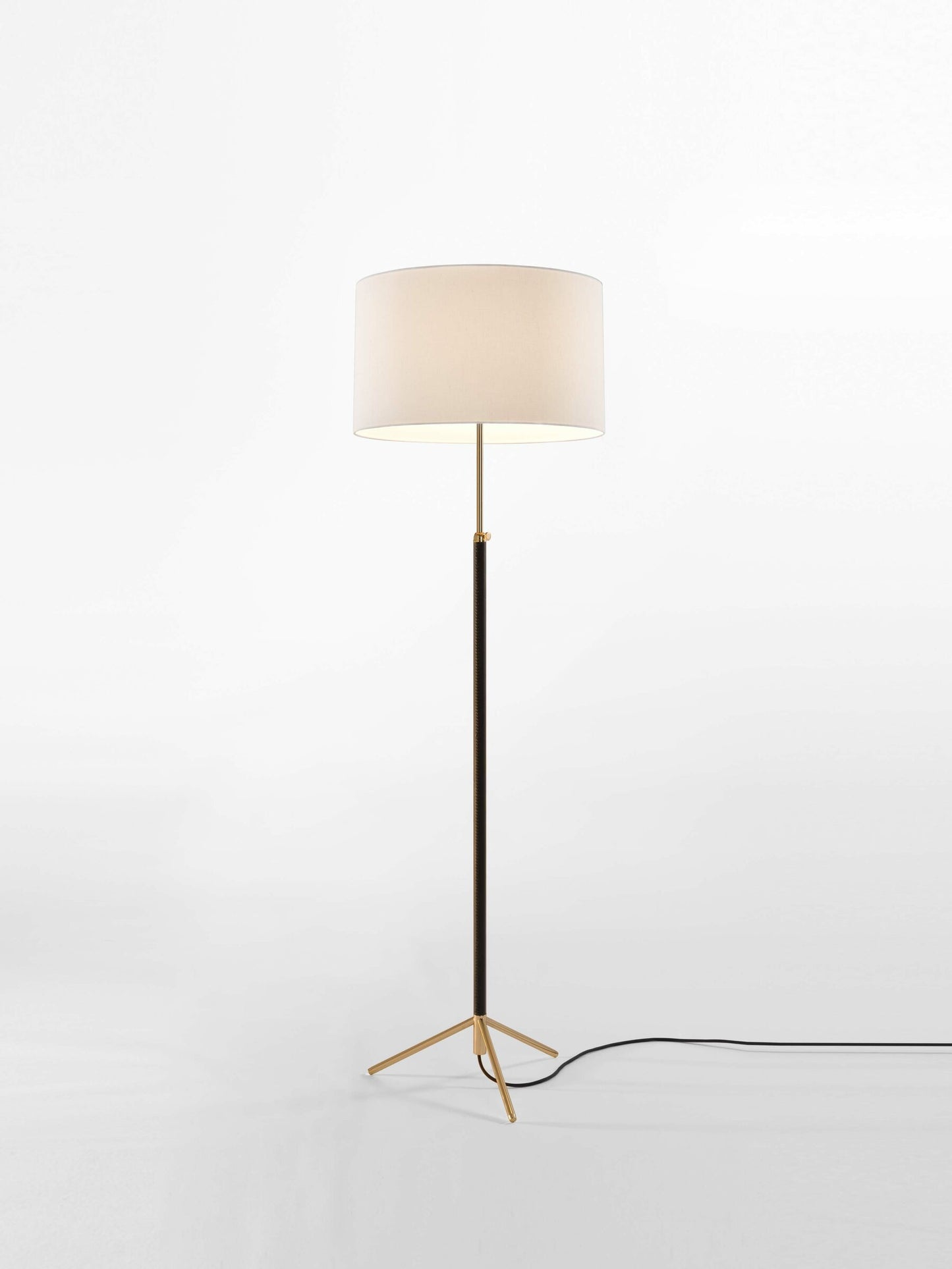Pie de Salon - G2 Floor lamps