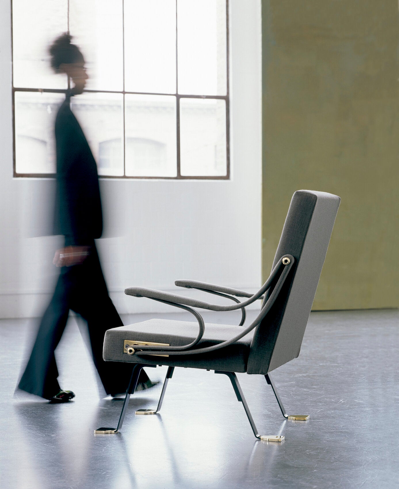 Digamma Armchair Seating