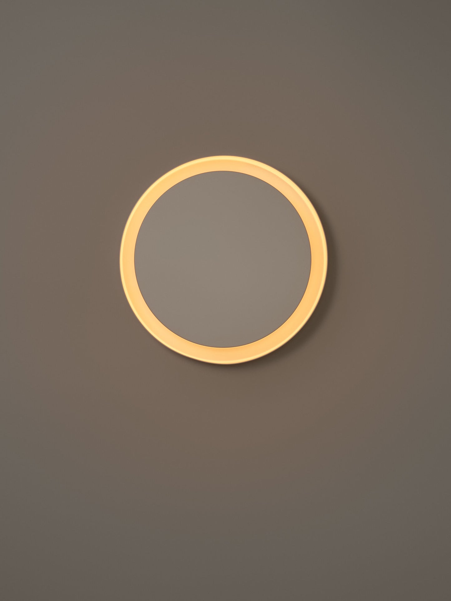 Amigo Wall lamps