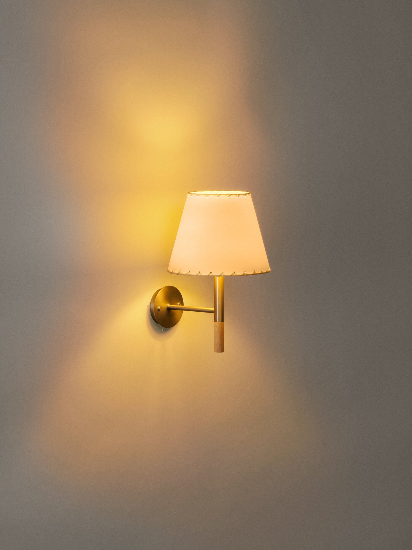 BC2 Wall lamps