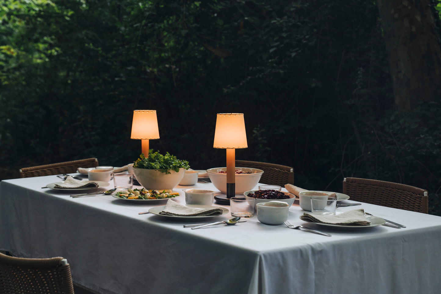 Basica Minima Bateria Table lamps