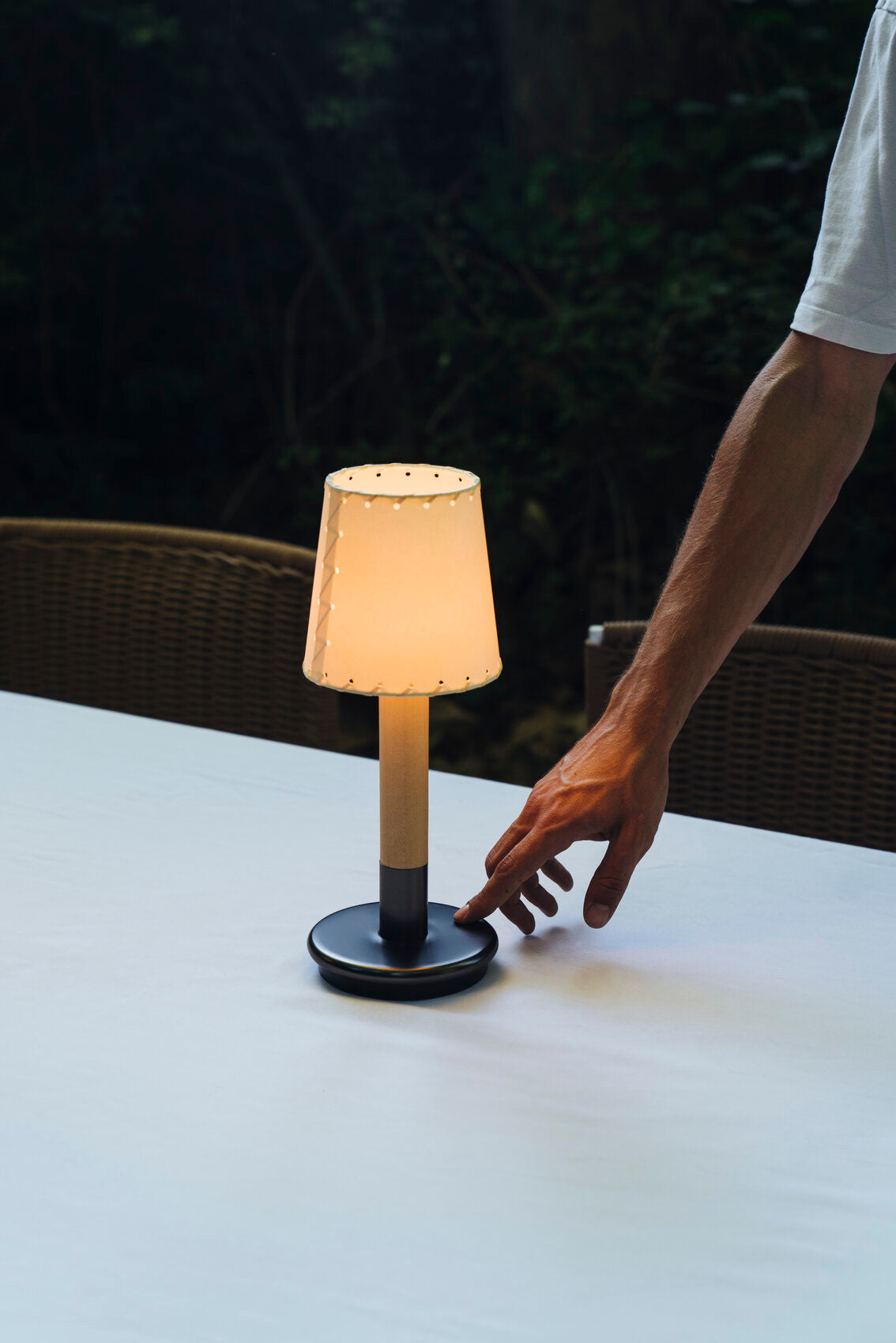 Basica Minima Bateria Table lamps