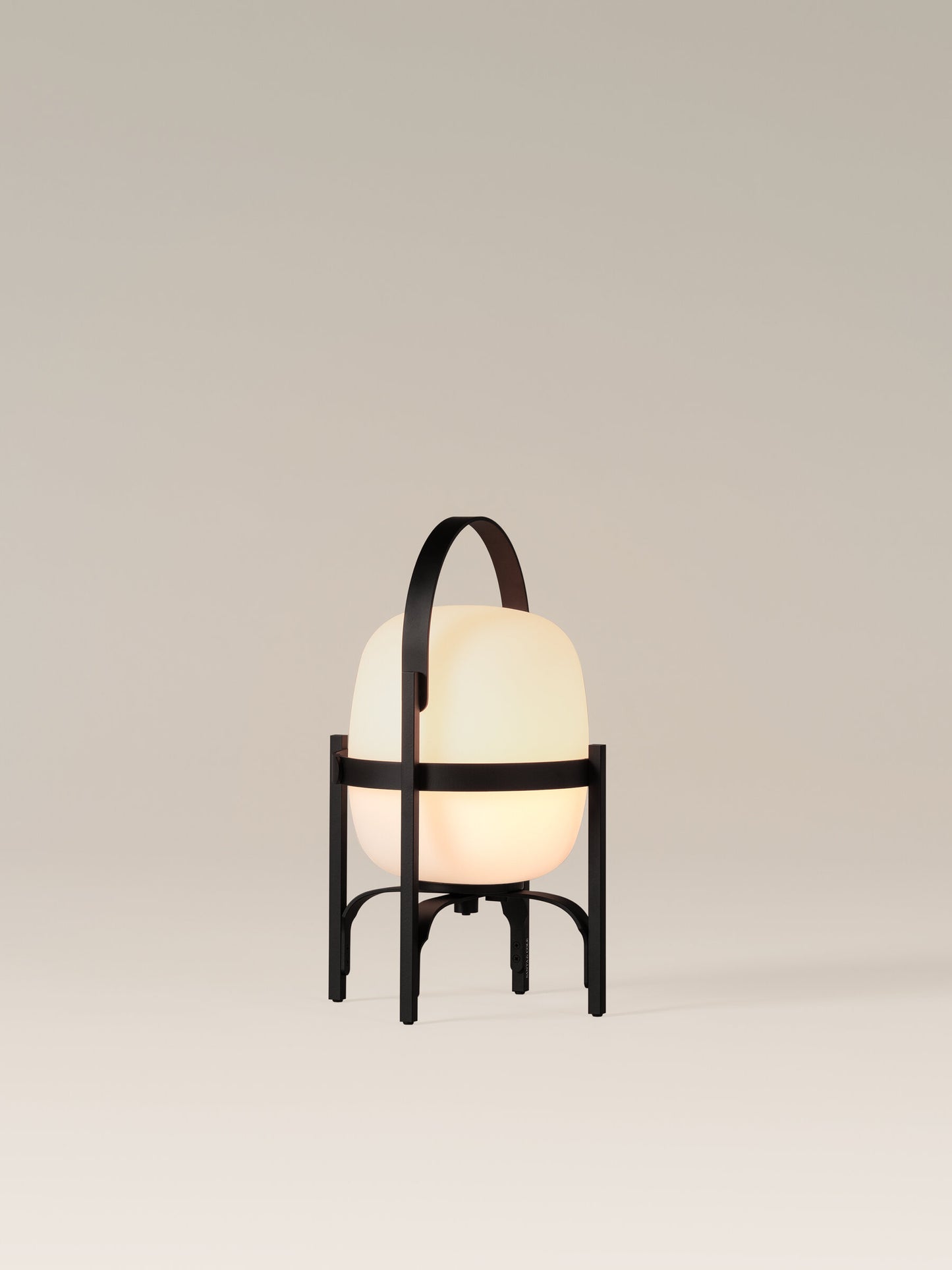 Cestita Alubat Table lamps