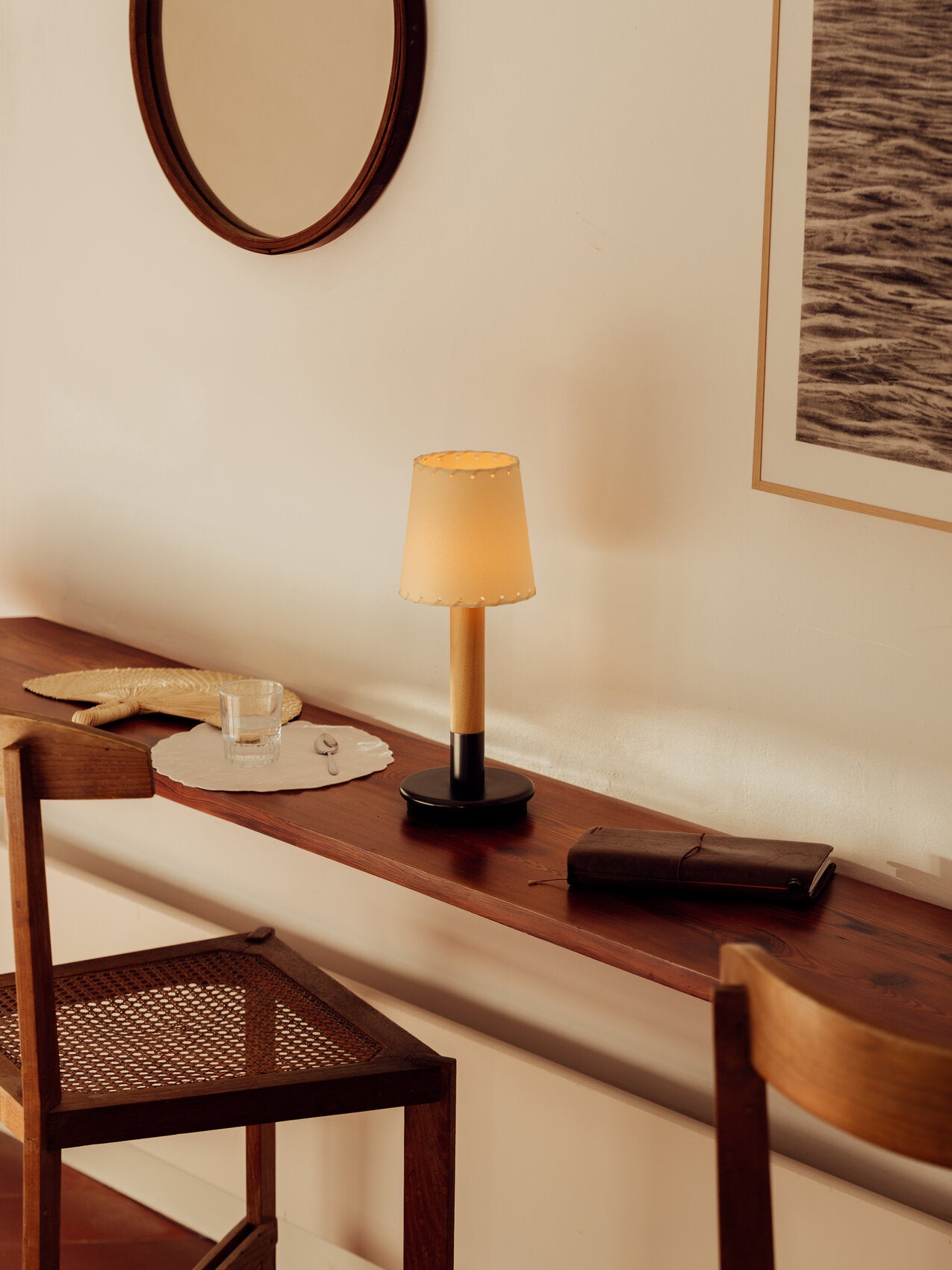 Basica Minima Bateria Table lamps