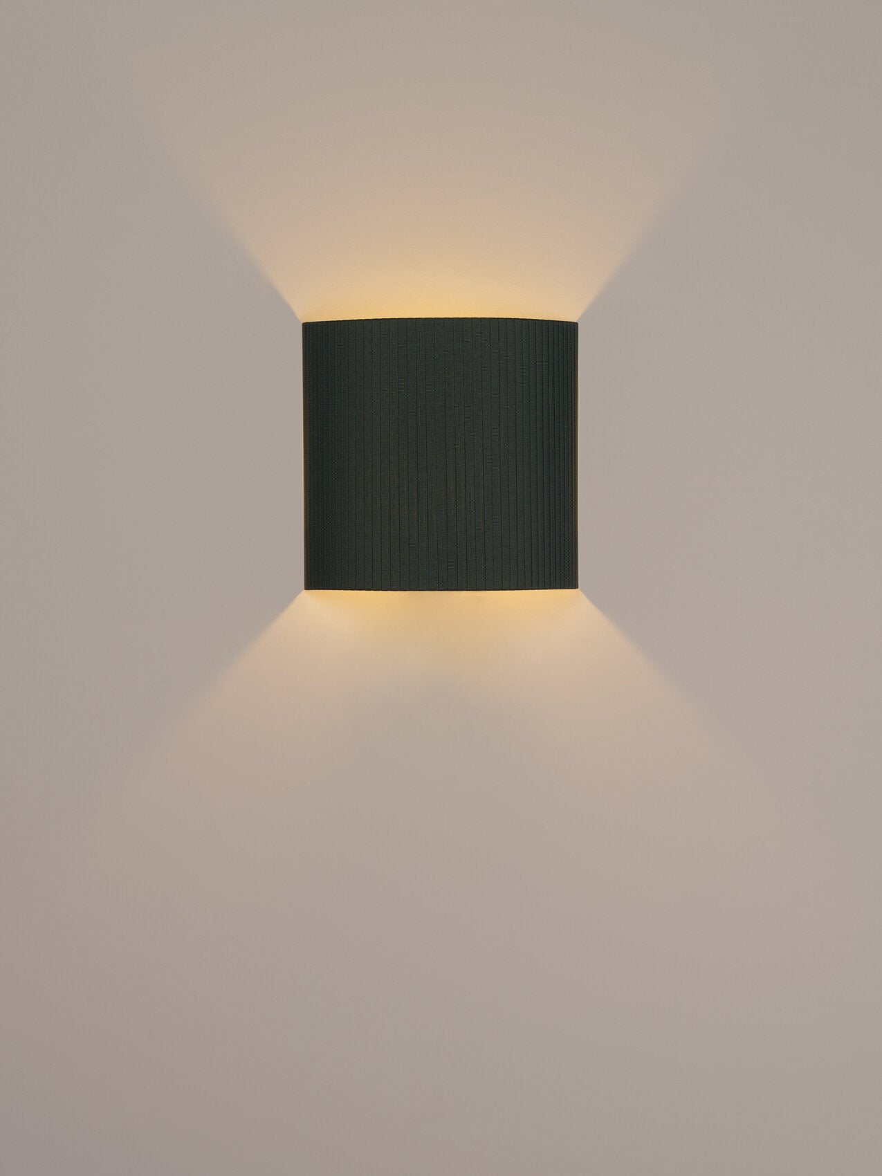 Comodin Wall lamps