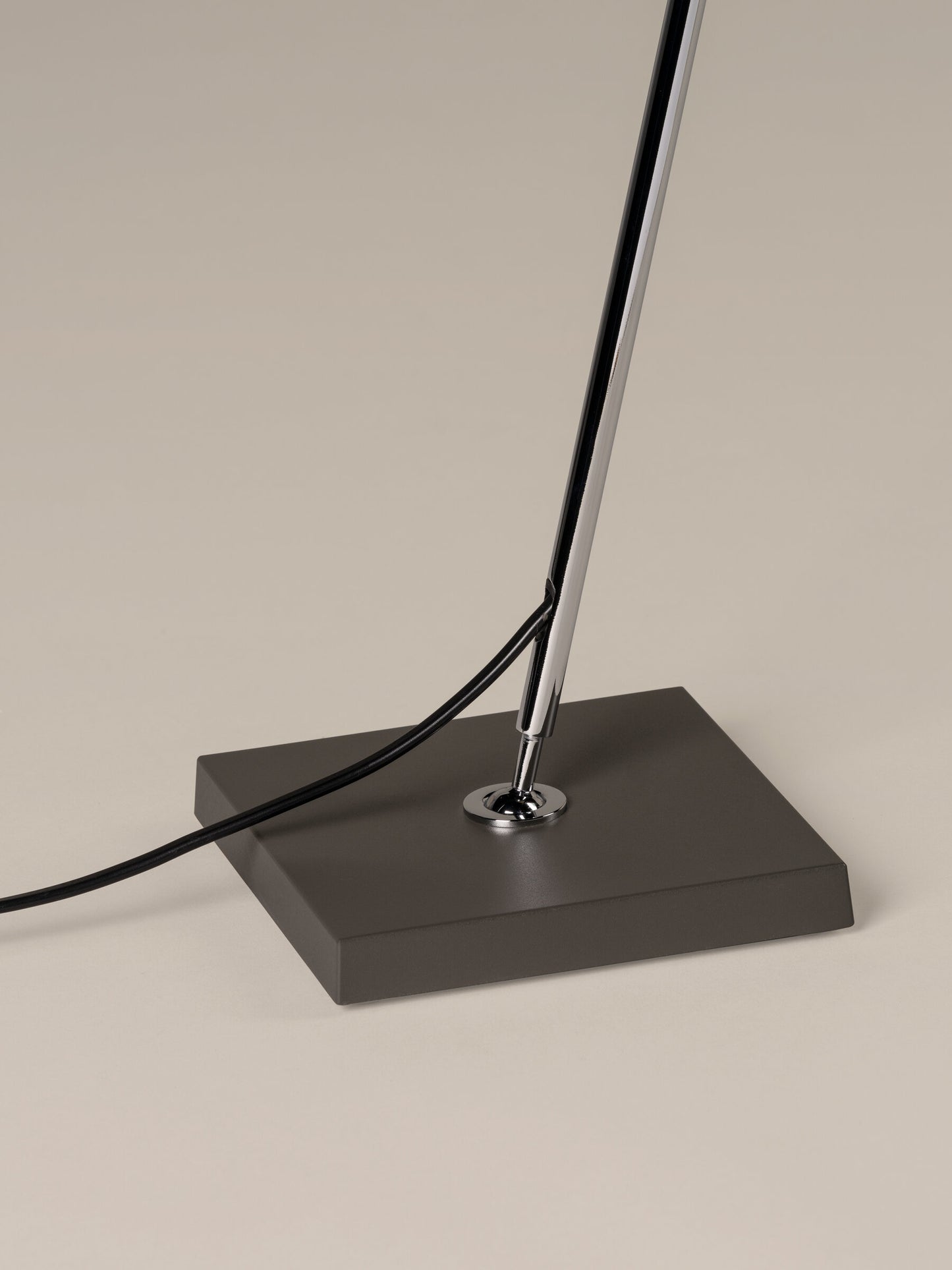 Gira Table lamps