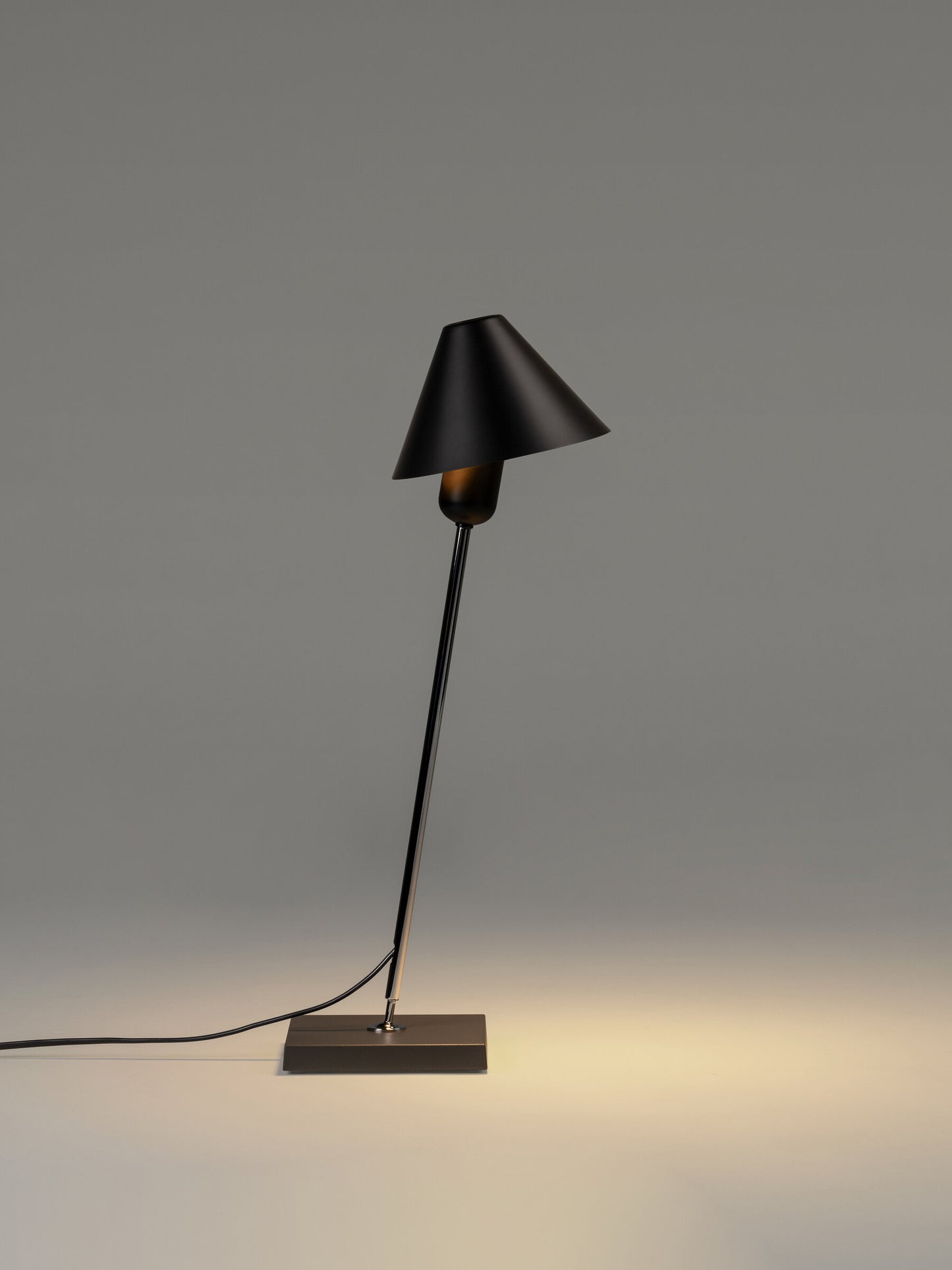 Gira Table lamps