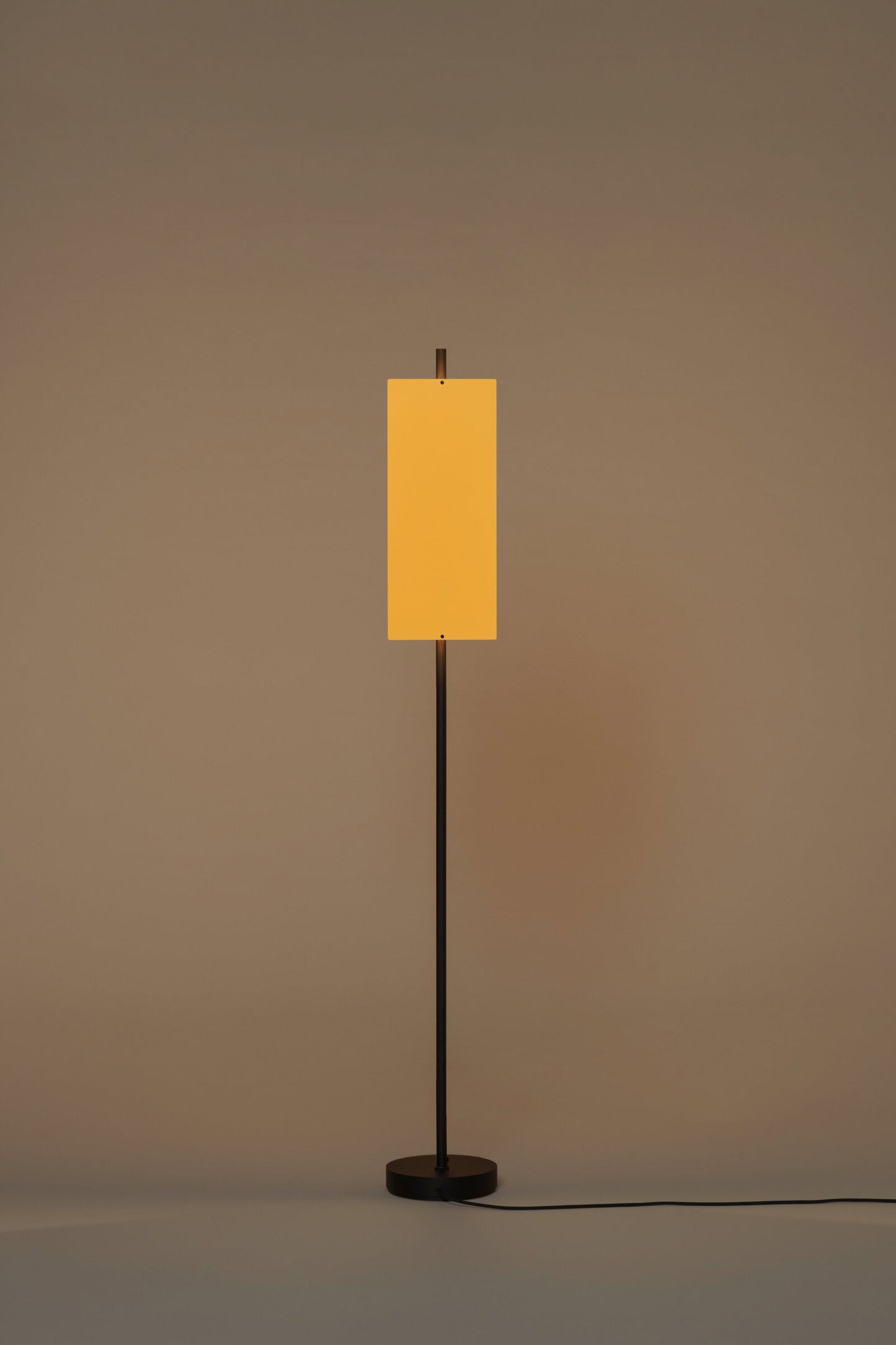 Lamina Dorada 45 Floor lamps