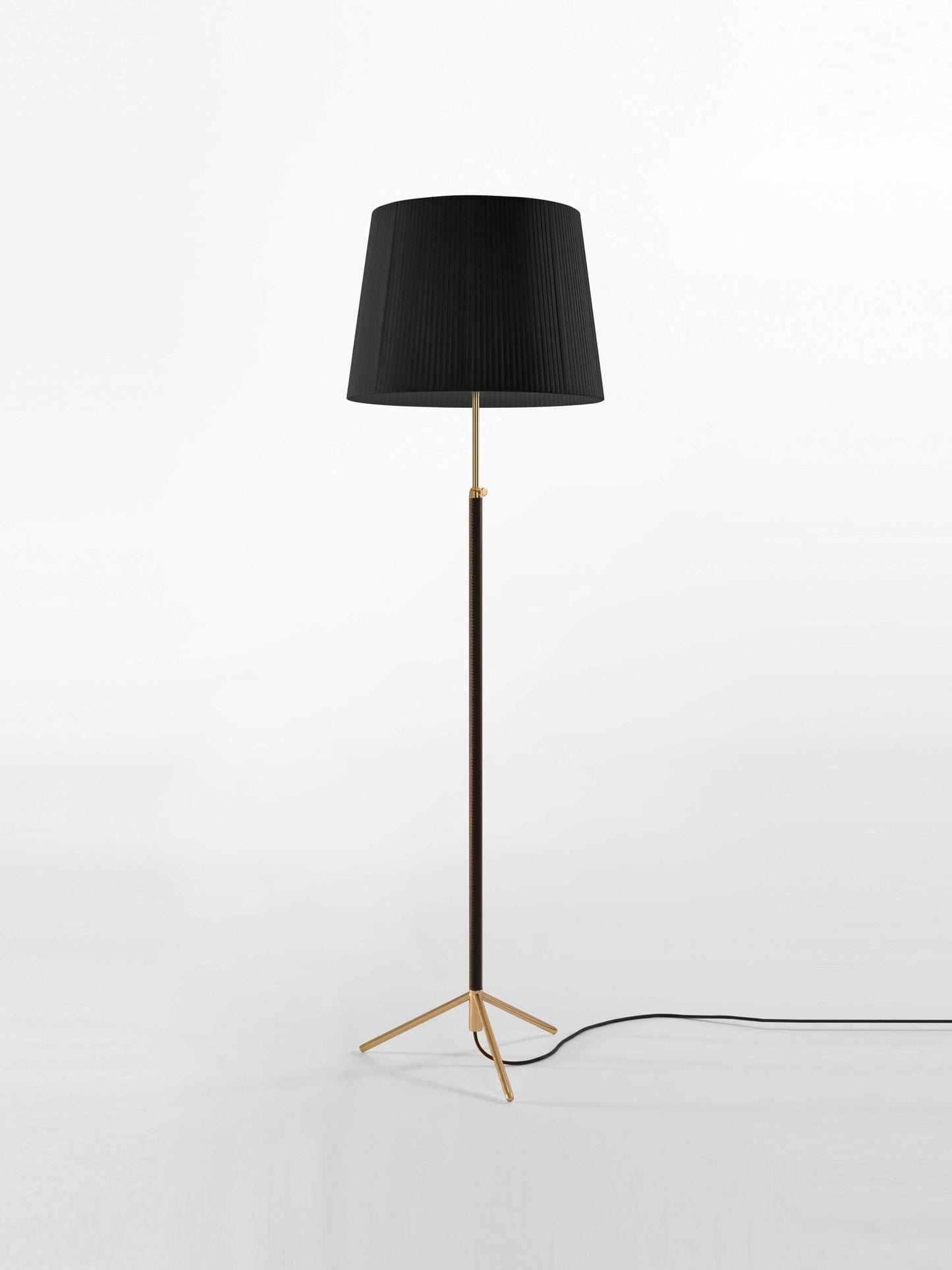 Pie de Salon - G1 Floor lamps