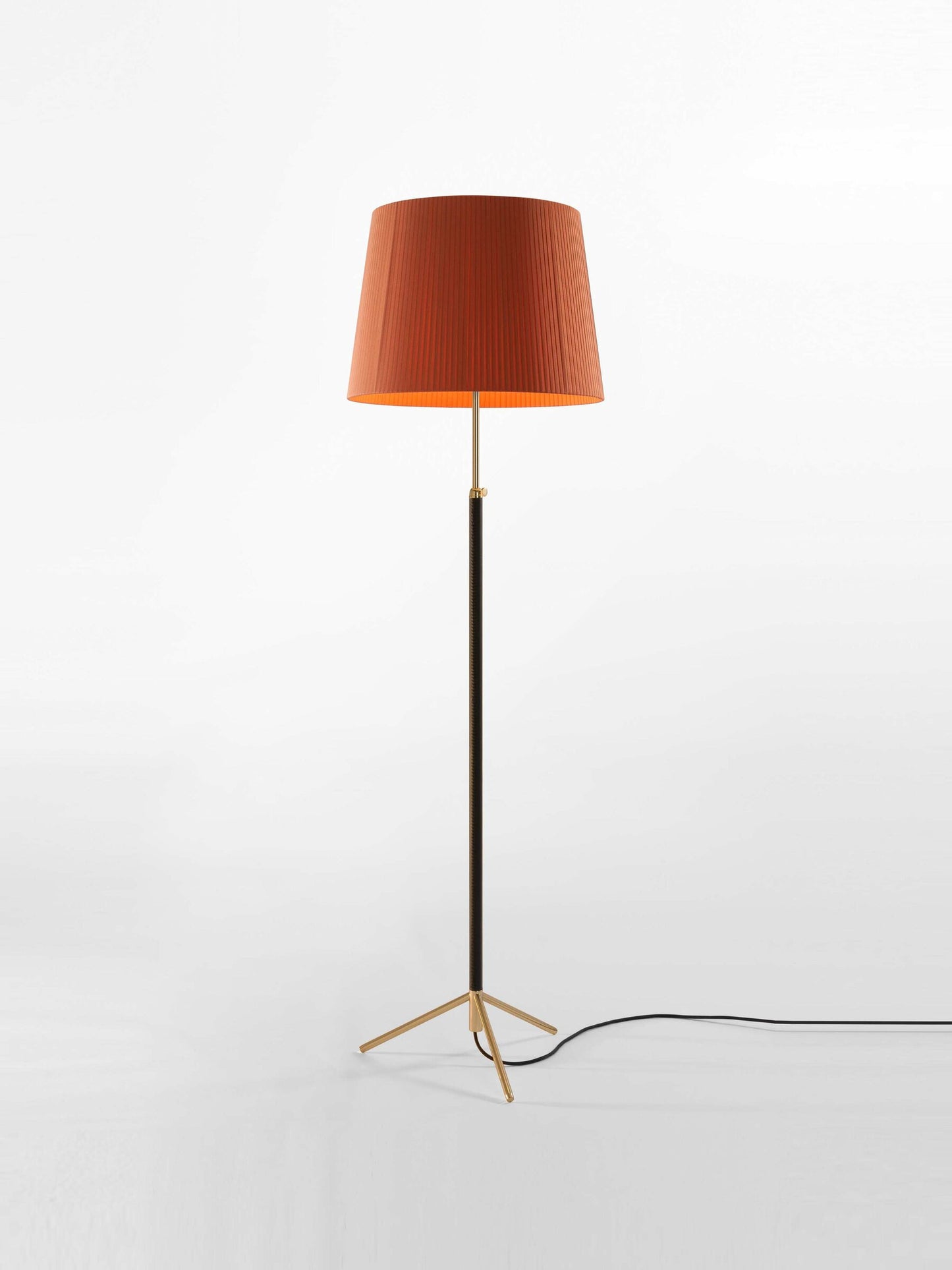 Pie de Salon - G1 Floor lamps