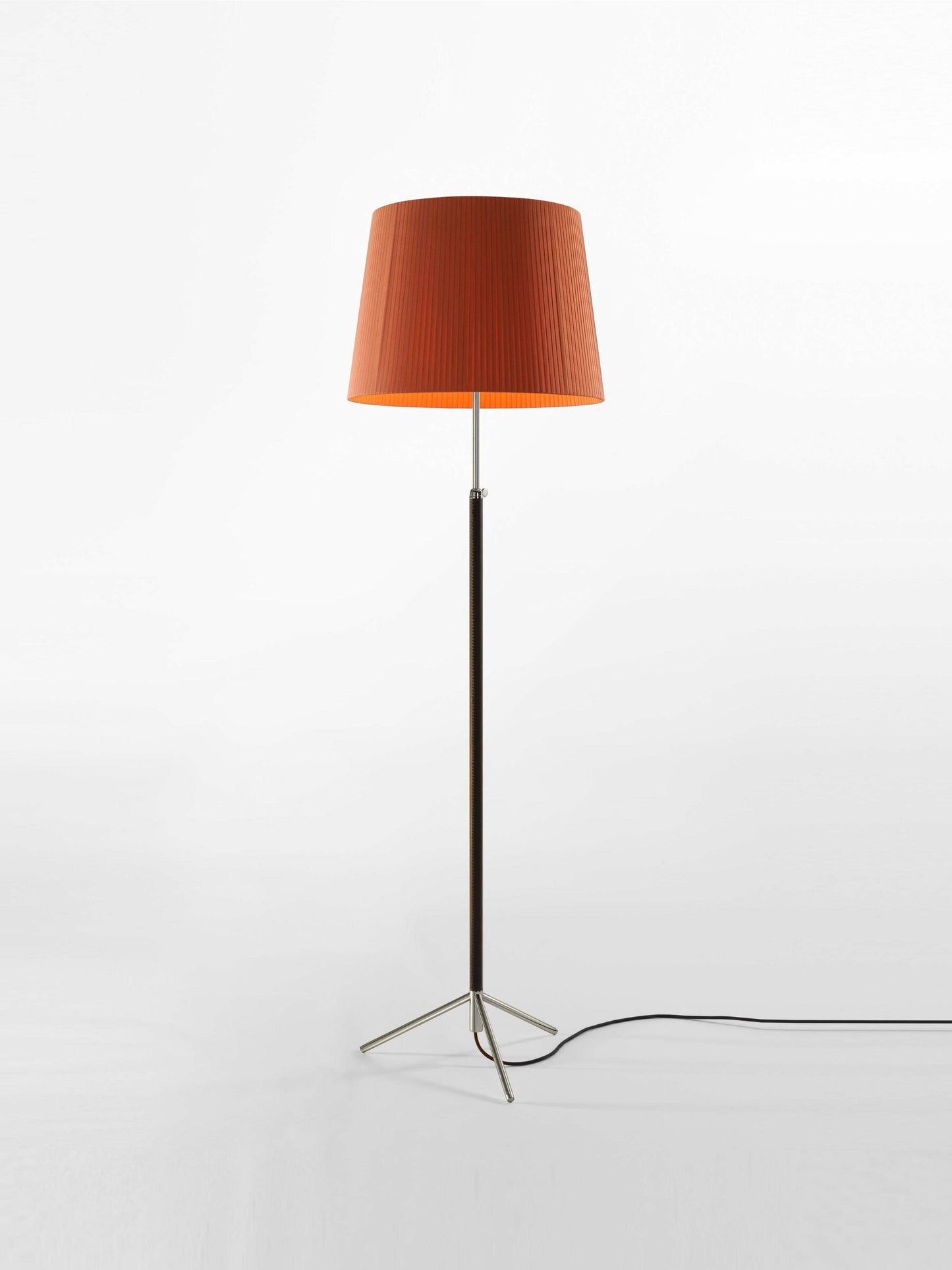 Pie de Salon - G1 Floor lamps