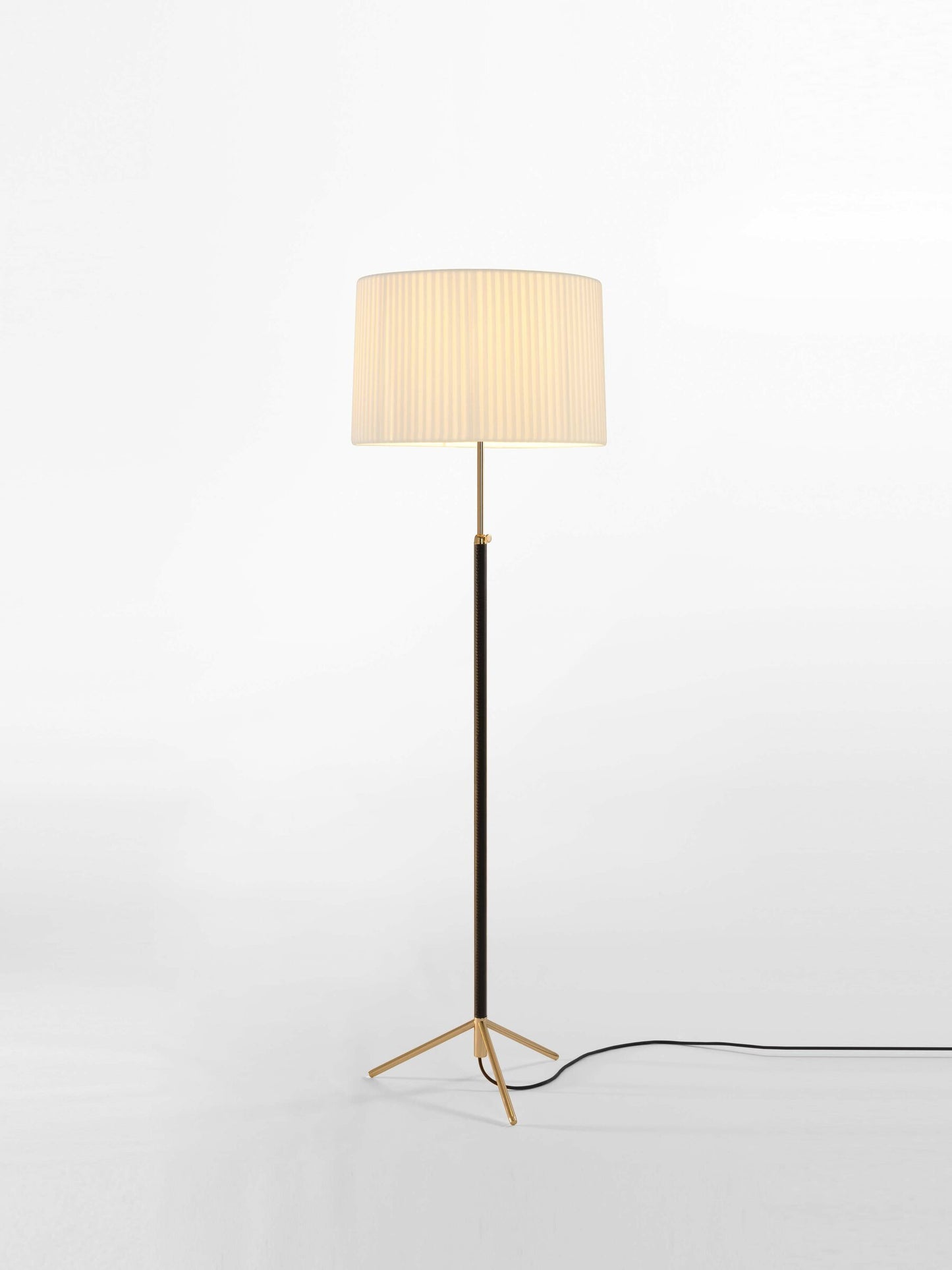 Pie de Salon - G2 Floor lamps
