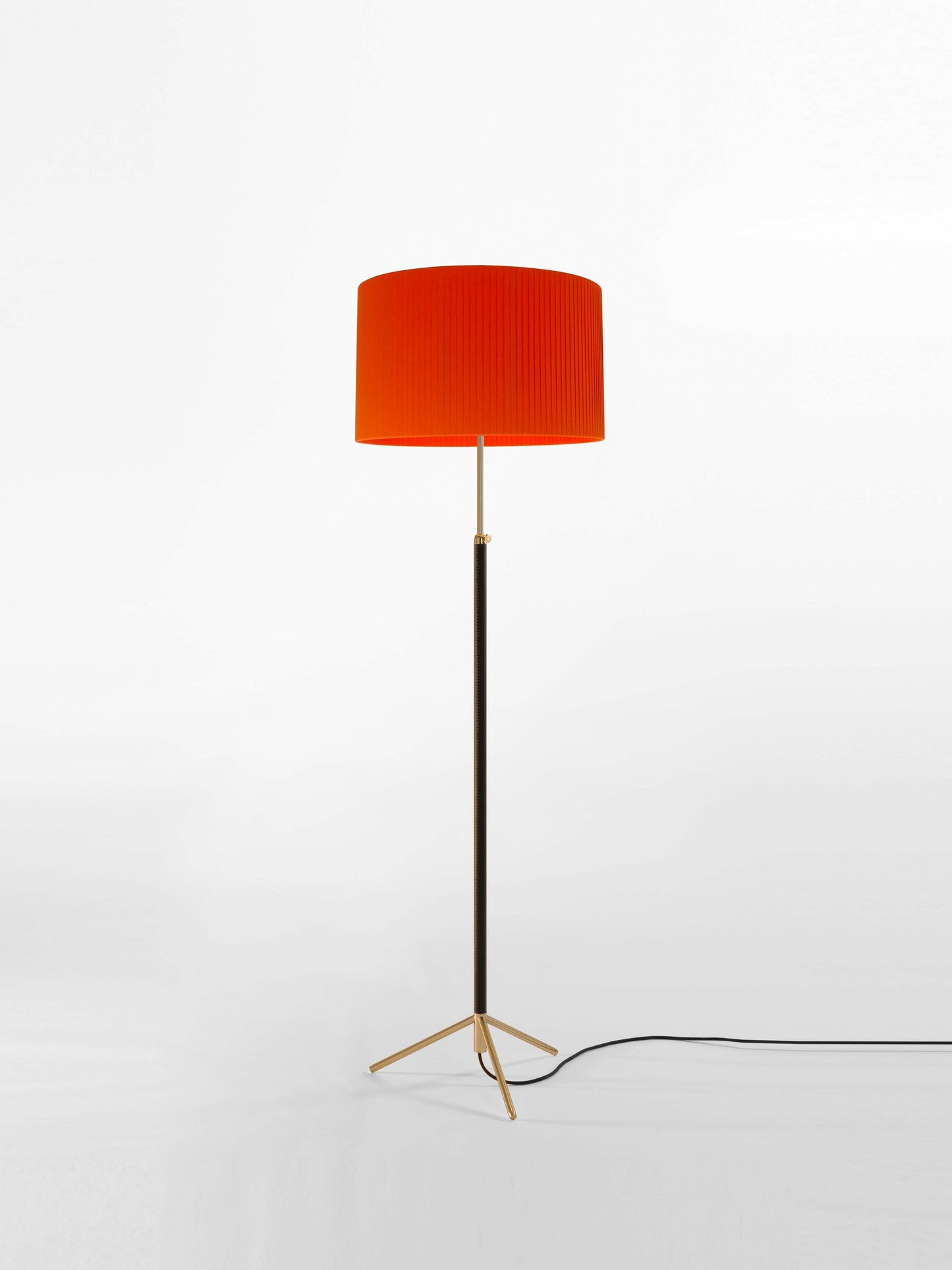 Pie de Salon - G2 Floor lamps