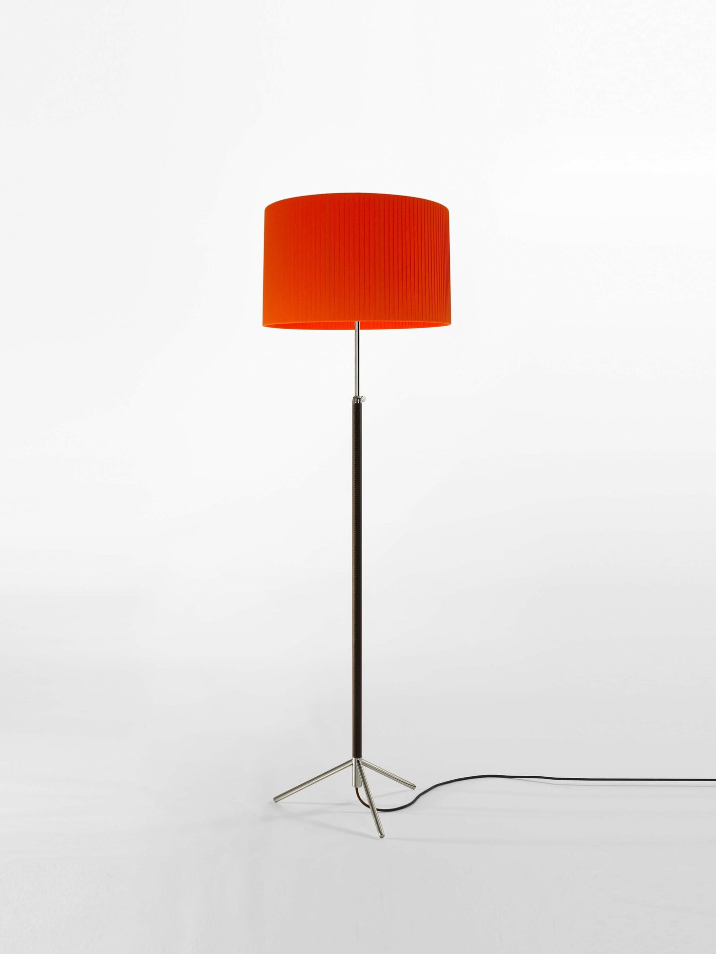 Pie de Salon - G2 Floor lamps