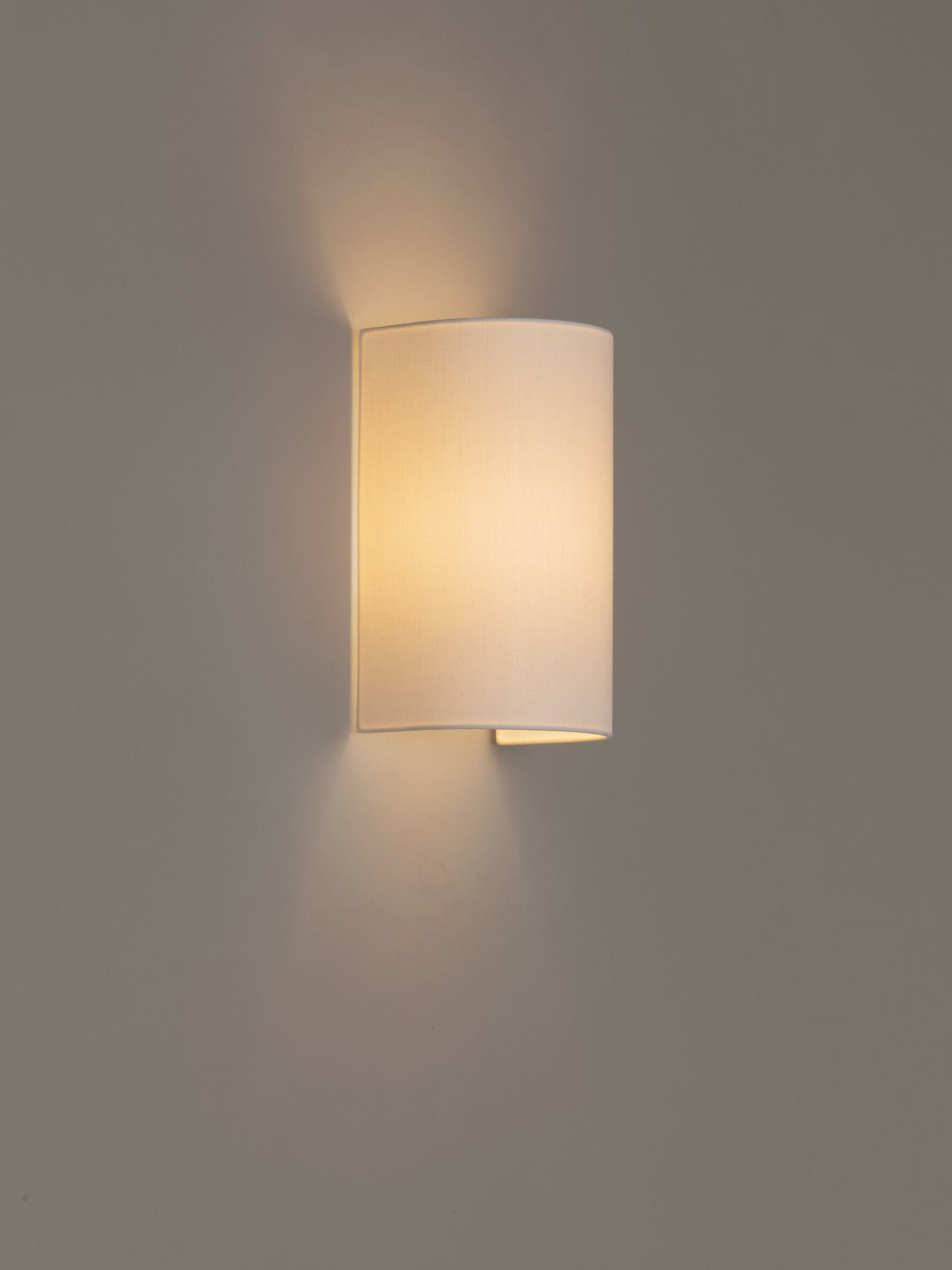 Singular Wall lamps