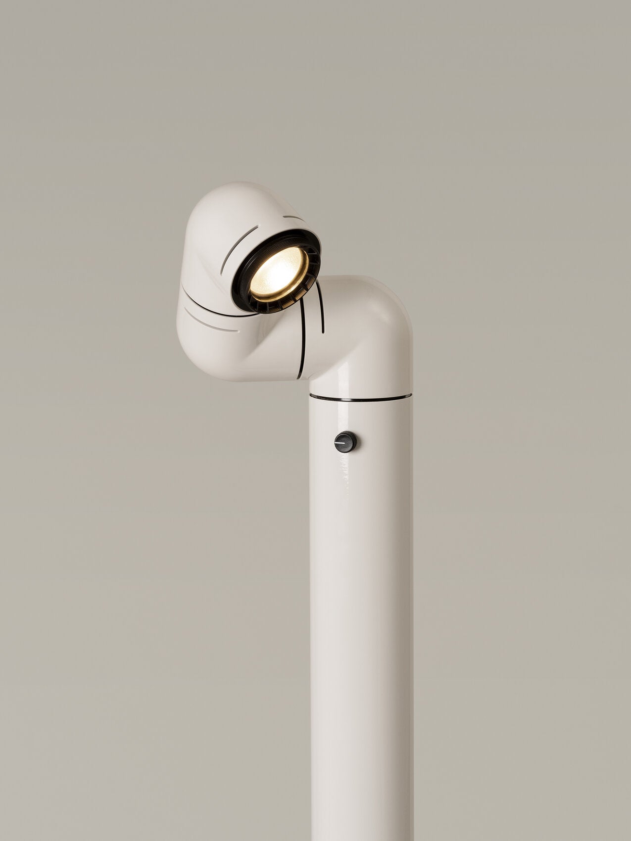 Tatu Alta Floor lamps
