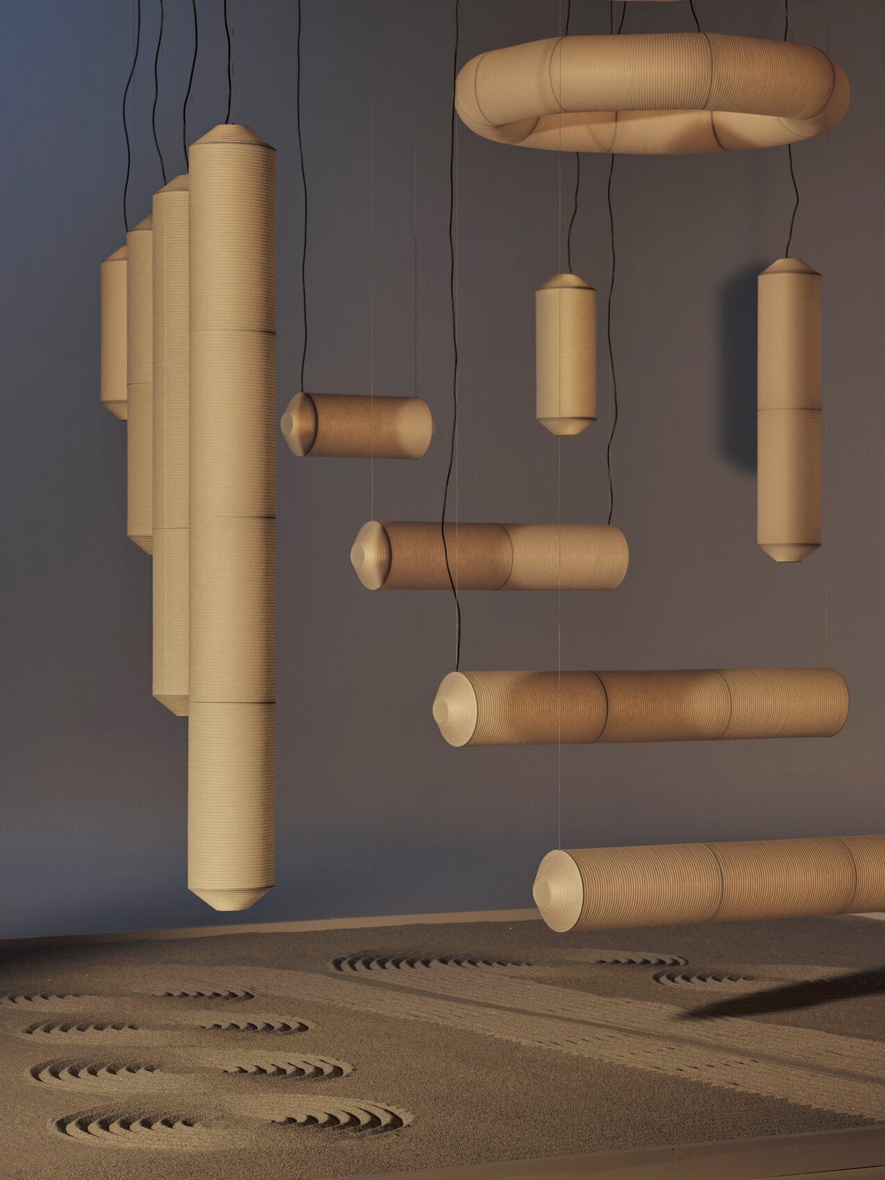 Tekio Vertical Pendant lamps