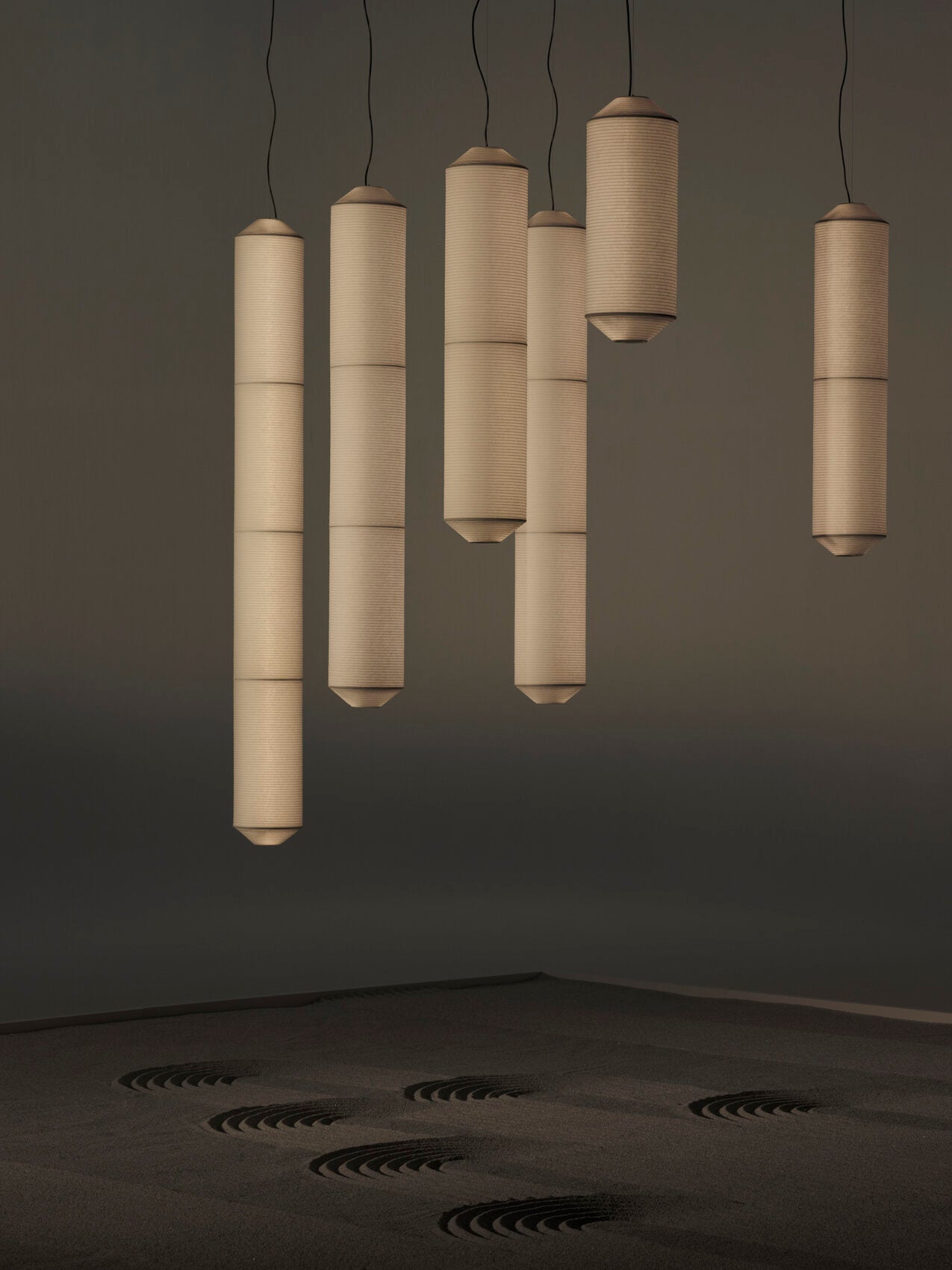 Tekio Vertical Pendant lamps