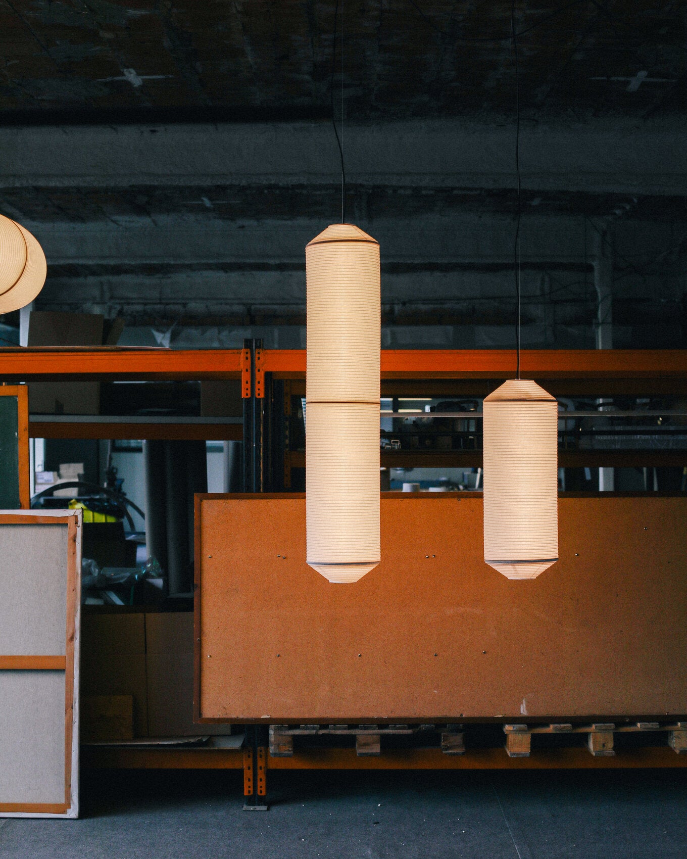 Tekio Vertical Pendant lamps